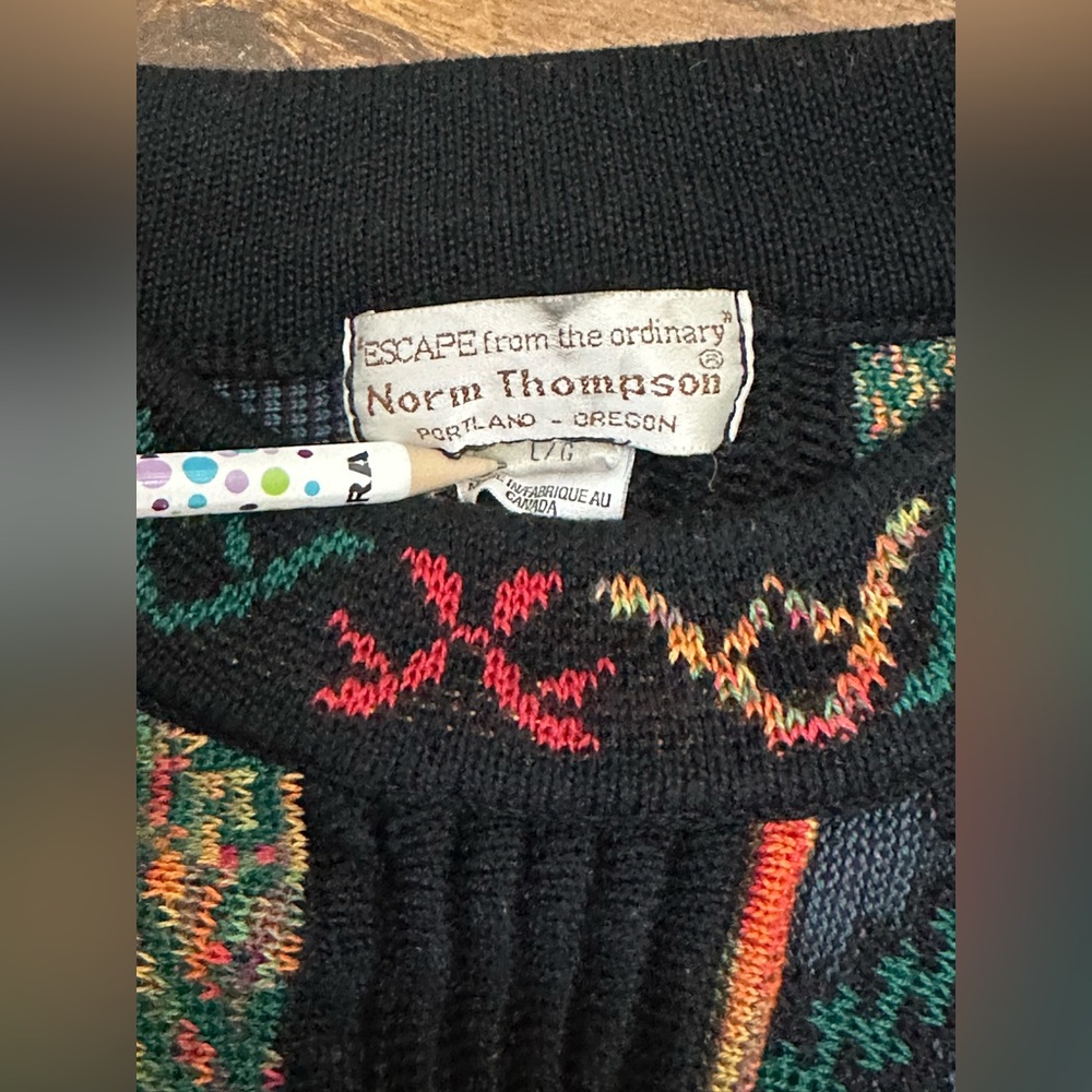 Vintage Norm Thompson “Coogi style” sweater - Picture 5 of 6